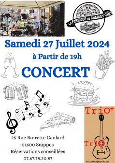 Soirée concert de l'orchestre Trio+ sixties à Suippes le samedi 27 juillet 2024.devant le resatiuarn